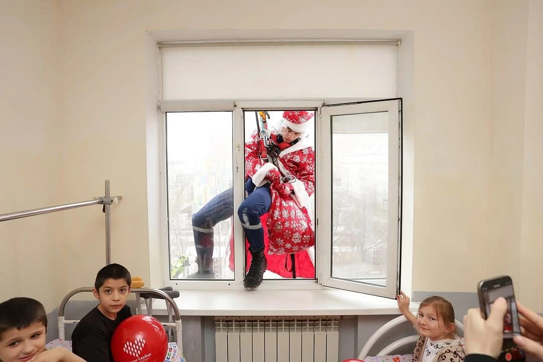 Благотворительная акция «Десант Дедов Морозов»