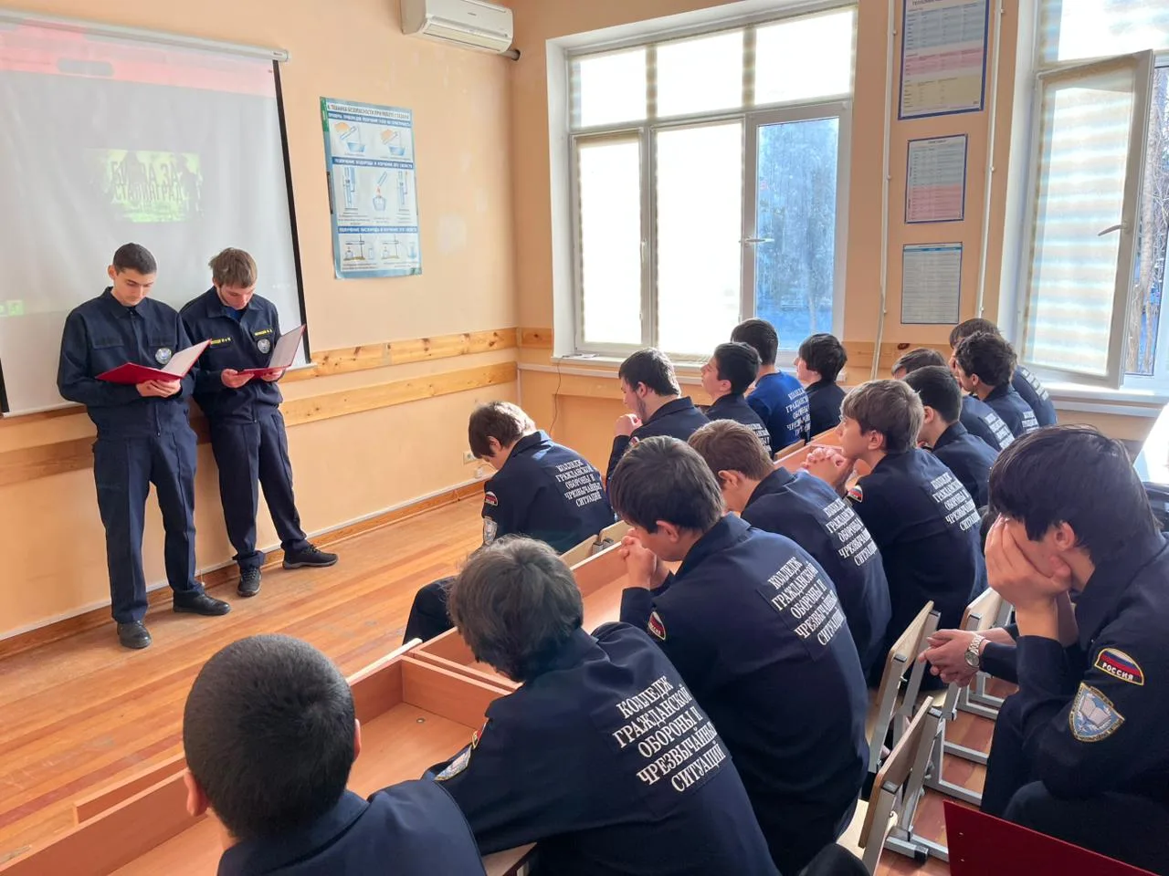 Час мужества - "Ты в памяти и в сердце, Сталинград!"