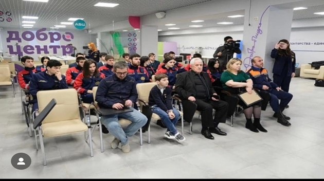 Награждение юного спасателя