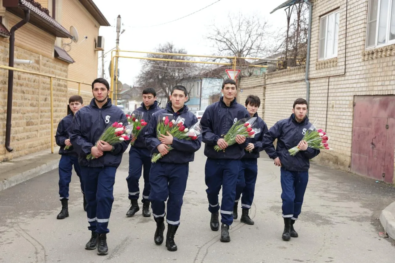 Поздравление от студентов Колледжа с 8 марта