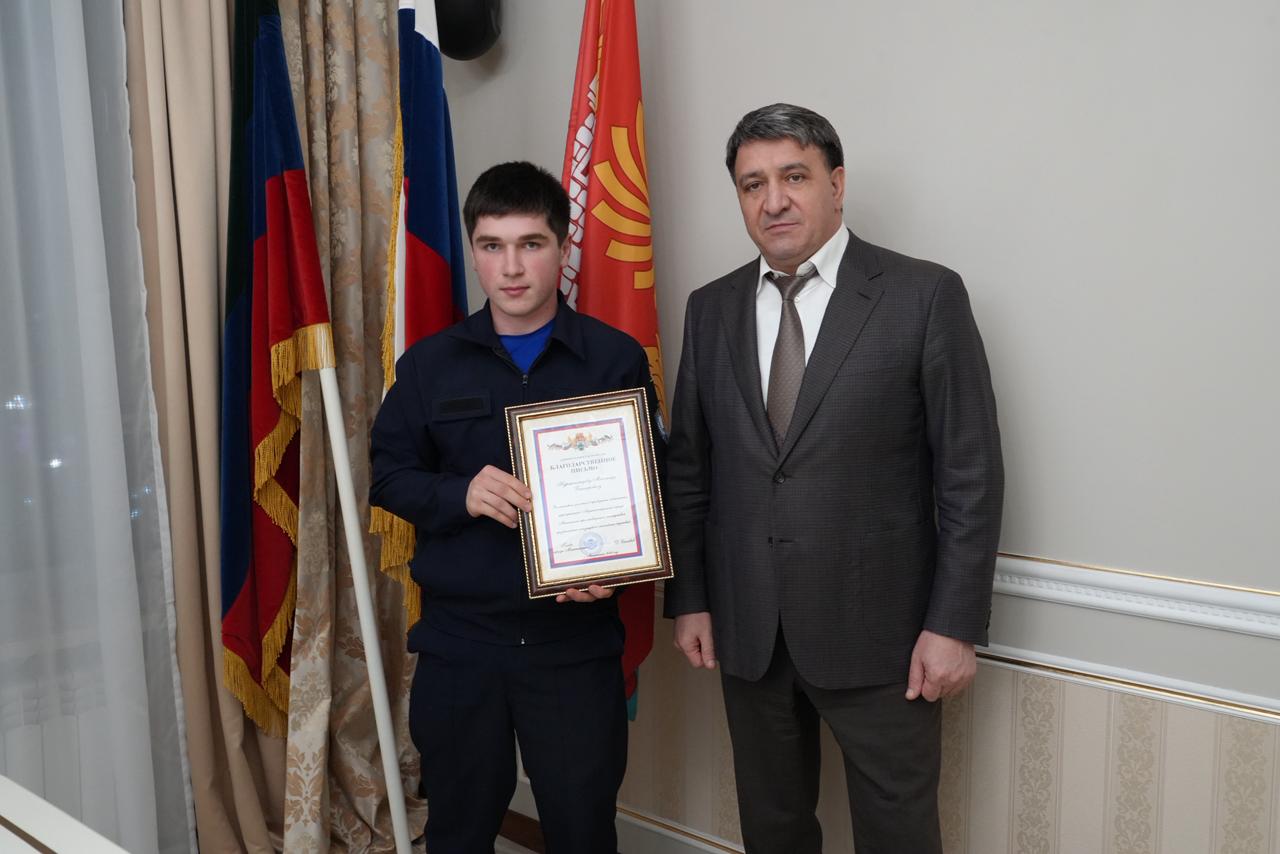 Встреча Главы г. Махачкала со студентами-спасателями ЧПОУ "Колледж ГО и ЧС"