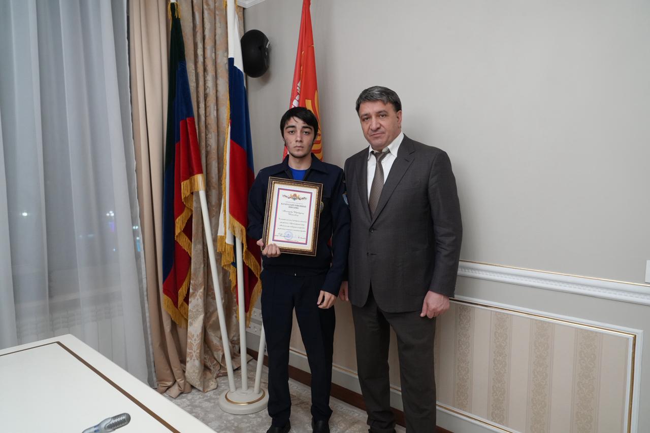 Встреча Главы г. Махачкала со студентами-спасателями ЧПОУ "Колледж ГО и ЧС"